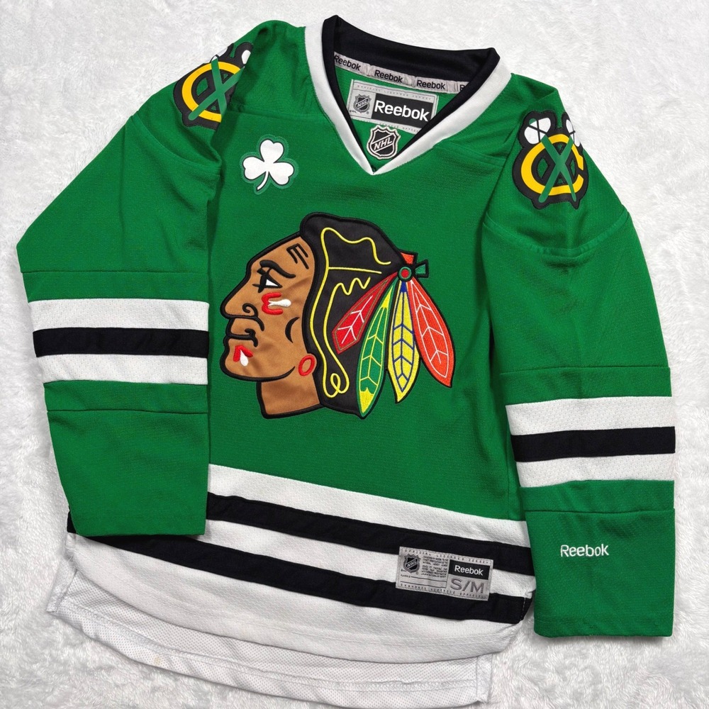 VTG Reebok Chicago Blackhawks Hockey Jersey YOUTH S/M Green St Patricks Day NHL